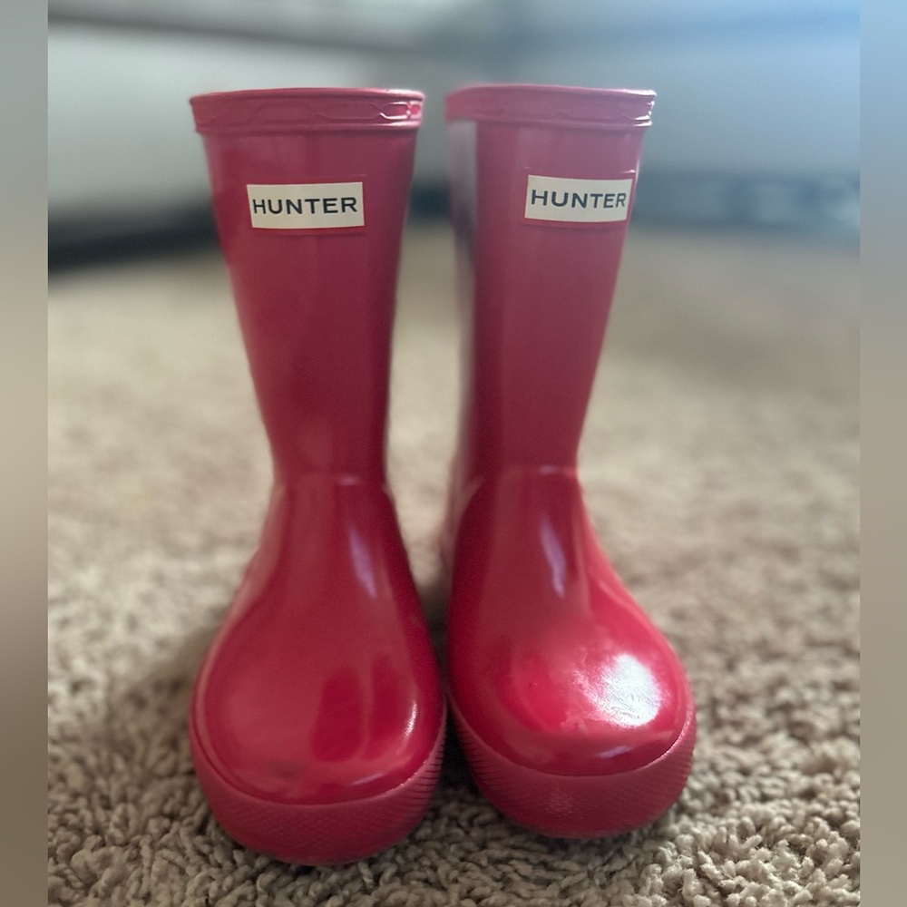Toddler Pink hunter rain boots size 8
